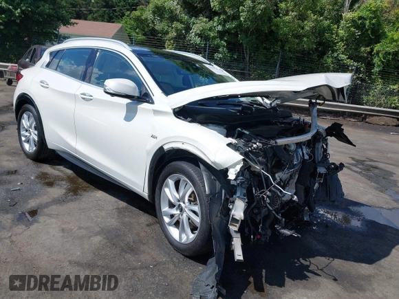 2019 Infiniti QX30 Luxe with VIN SJKCH5CP3KA009376, listed as a IAAI auction lot 42235934 with 46,590 mi miles and . Bid and sale history available at DreamBid. Image 18.
