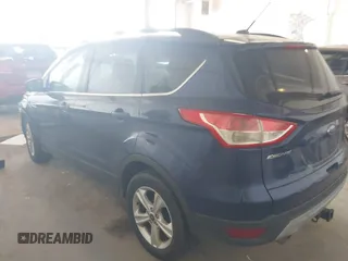 2014 Ford Escape SE with VIN 1FMCU0GX2EUB60350, listed as a IAAI auction lot 42159803 with 109,601 mi miles. Bid and sale history available at carsss.com. Image 3.