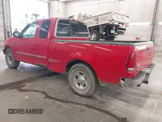 1998 Ford F-150 с VIN 1FTZX1761WKB08028, выставлен на аукционе IAAI как лот 40724830 с пробегом 243 198 миль миль и . История ставок и продаж доступна на DreamBid. Изображение 3.