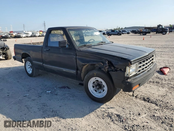 1991 GMC Sonoma with VIN 1GTCS14RXM2559524, listed as a Copart auction lot 79871374 with 228,691 mi miles and Salvage Title. Bid and sale history available at DreamBid. Image 4.