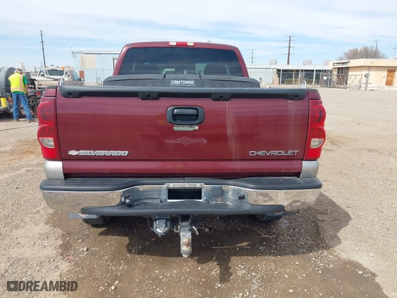 2003 Chevrolet Silverado 1500 LS with VIN 2GCEK19T631385785, listed as a IAAI auction lot 41813987 with 215,131 mi miles. Bid and sale history available at carsss.com. Image 16.