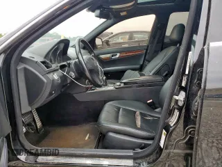 2009 Mercedes-Benz C 300 Sport z VIN WDDGF54X69R072918, wystawiony jako Copart lot #60755415 z przebiegiem 232 308 mil mil oraz Czysty tytuł • Clean title. Historia ofert i sprzedaży dostępna na DreamBid. Obrazek 7.