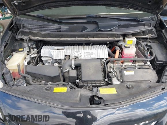 2014 Toyota Prius Two with VIN JTDZN3EU4E3315900, listed as a IAAI auction lot 40082095 with 167,748 mi miles and . Bid and sale history available at DreamBid. Image 10.