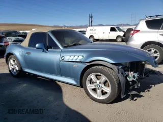 2002 BMW Z3 2.5i with VIN 4USCN33452LK51624, listed as a Copart auction lot 47388825 with 100,044 mi miles and Salvage Title. Bid and sale history available at carsss.com. Image 4.