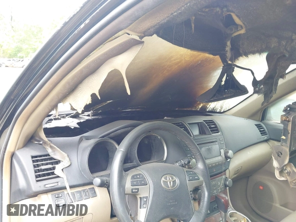 2012 Toyota Highlander Limited with VIN 5TDDK3EH0CS144483, listed as a IAAI auction lot 42183538 with Not provided miles and . Bid and sale history available at DreamBid. Image 12.