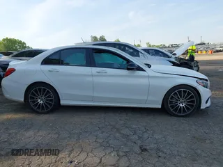 2017 Mercedes-Benz C 300 z VIN 55SWF4JB1HU222011, wystawiony jako IAAI lot #42050661 z przebiegiem 59 790 mil mil oraz . Historia ofert i sprzedaży dostępna na DreamBid. Obrazek 13.