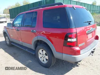 2006 Ford Explorer XLT with VIN 1FMEU73E26UB58007, listed as a IAAI auction lot 42155292 with 129,592 mi miles. Bid and sale history available at carsss.com. Image 3.