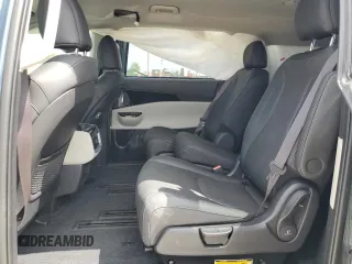 2024 Kia Carnival EX with VIN KNDNC5H31R6391064, listed as a Copart auction lot 68224534 with 12,792 mi miles and Salvage Title. Bid and sale history available at carsss.com. Image 11.
