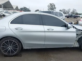 2021 Mercedes-Benz C 300 with VIN W1KWF8DB7MR647862, listed as a IAAI auction lot 42183785 with 29,462 mi miles and . Bid and sale history available at DreamBid. Image 14.