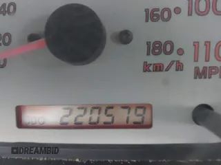 2002 Toyota Tacoma z VIN 5TEVL52N52Z079509, wystawiony jako IAAI lot #41371588 z przebiegiem 220 579 mil mil oraz . Historia ofert i sprzedaży dostępna na DreamBid. Obrazek 15.