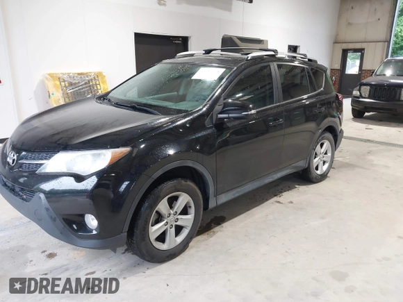 2013 Toyota RAV4 XLE with VIN 2T3WFREV0DW043014, listed as a IAAI auction lot 42357148 with 189,090 mi miles and . Bid and sale history available at DreamBid. Image 2.