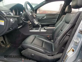 2014 Mercedes-Benz E 350 Sport z VIN WDDHF5KBXEA815374, wystawiony jako Copart lot #58481465 z przebiegiem 227 360 mil mil oraz Szkoda całkowita • Salvage title. Historia ofert i sprzedaży dostępna na DreamBid. Obrazek 7.