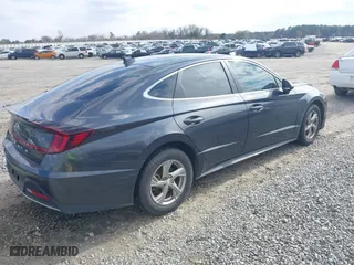 2022 Hyundai Sonata SE with VIN 5NPEG4JA0NH147400, listed as a IAAI auction lot 41478054 with 76,090 mi miles. Bid and sale history available at carsss.com. Image 4.