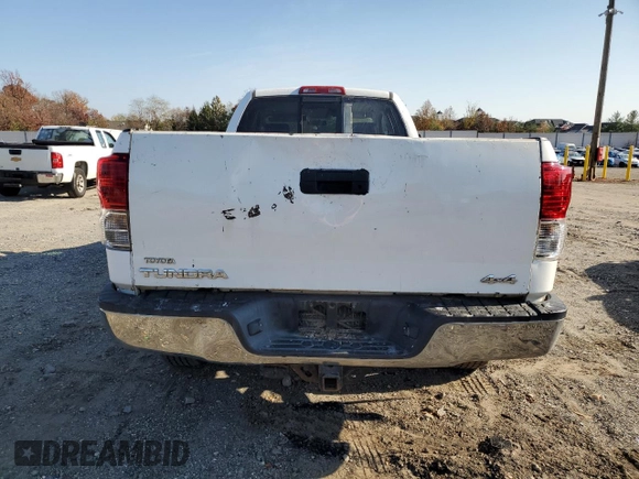 2010 Toyota Tundra 4WD Truck with VIN 5TFCY5F13AX009478, listed as a Copart auction lot 81132674 with 253,423 mi miles and Clean Title. Bid and sale history available at carsss.com. Image 6.