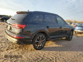 2020 Audi Q7 Prestige with VIN WA1VXAF78LD005739, listed as a Copart auction lot 86875444 with 45,505 mi miles and Salvage title. Bid and sale history available at DreamBid. Image 3.