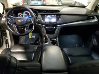 2017 Cadillac XT5 Luxury AWD with VIN 1GYKNDRS1HZ175557, listed as a Copart auction lot 47179715 with 136,677 mi miles and Clean Title. Bid and sale history available at carsss.com. Image 8.