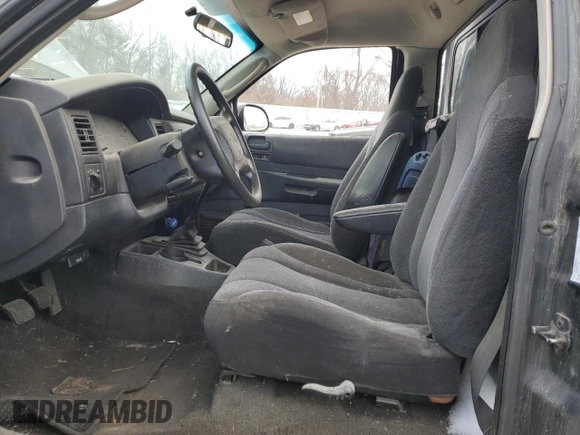 2004 Dodge Dakota z VIN 1D7FL16K54S682499, wystawiony jako Copart lot #42116895 z przebiegiem Nie podano mil oraz Nie do naprawy • Non repairable. Historia ofert i sprzedaży dostępna na DreamBid. Obrazek 7.