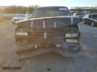2000 Chevrolet Tahoe Limited with VIN 1GNEC13R5YR162329, listed as a Copart auction lot 84117434 with 177,241 mi miles and Salvage Title. Bid and sale history available at carsss.com. Image 5.