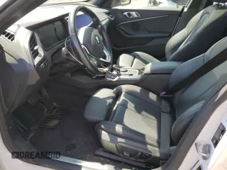 2021 BMW 2 Series 228i xDrive z VIN WBA73AK01M7H41862, wystawiony jako Copart lot #63047535 z przebiegiem 77 652 mil mil oraz Szkoda całkowita • Salvage title. Historia ofert i sprzedaży dostępna na DreamBid. Obrazek 7.