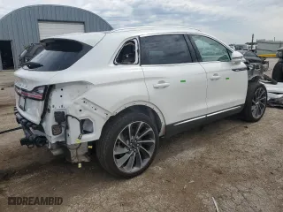 2022 Lincoln Nautilus Reserve with VIN 2LMPJ8KP3NBL27793, listed as a Copart auction lot 61820284 with 16,163 mi miles and Salvage Title. Bid and sale history available at carsss.com. Image 3.