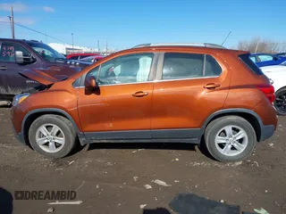2019 Chevrolet Trax LT with VIN 3GNCJLSB3KL313776, listed as a IAAI auction lot 41830533 with 73,577 mi miles. Bid and sale history available at carsss.com. Image 13.