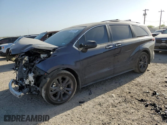 2024 Toyota Sienna XSE with VIN 5TDXRKECXRS217830, listed as a Copart auction lot 49269795 with 7,618 mi miles and Salvage Title. Bid and sale history available at carsss.com. Image 1.