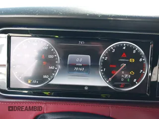 2015 Mercedes-Benz S 550 with VIN WDDXJ8FB4FA000966, listed as a IAAI auction lot 42060817 with 70,163 mi miles and . Bid and sale history available at carsss.com. Image 7.