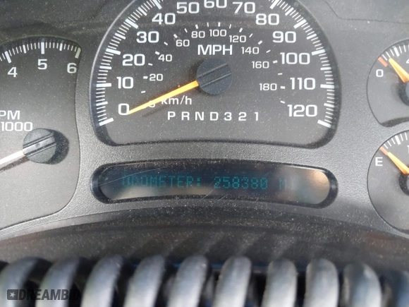 2006 Chevrolet Avalanche LT with VIN 3GNEC12Z06G111156, listed as a IAAI auction lot 41960742 with 258,380 mi miles. Bid and sale history available at carsss.com. Image 7.