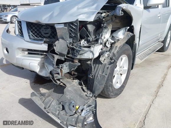 2012 Nissan Pathfinder SV with VIN 5N1AR1NN6CC639762, listed as a IAAI auction lot 41722242 with 166,175 mi miles. Bid and sale history available at carsss.com. Image 6.