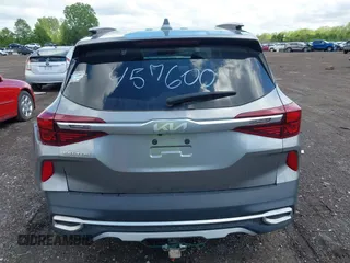 2023 Kia Seltos S z VIN KNDEU2AA7P7457600, wystawiony jako IAAI lot #42238448 z przebiegiem 21 074 mil mil oraz . Historia ofert i sprzedaży dostępna na DreamBid. Obrazek 16.