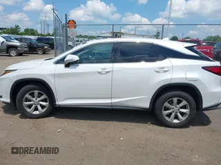 2017 Lexus RX 350 z VIN 2T2ZZMCA8HC069122, wystawiony jako IAAI lot #42679947 z przebiegiem 106 561 mil mil oraz . Historia ofert i sprzedaży dostępna na DreamBid. Obrazek 15.