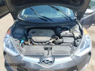 2013 Hyundai Veloster w/Gray Int with VIN KMHTC6AD5DU132237, listed as a IAAI auction lot 42268005 with 84,646 mi miles and . Bid and sale history available at DreamBid. Image 10.