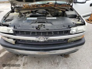 2000 Chevrolet Silverado 1500 LS with VIN 1GCEK19TXYZ181702, listed as a Copart auction lot 50802875 with 302,705 mi miles and Salvage Title. Bid and sale history available at carsss.com. Image 13.