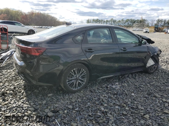 2023 Kia Forte GT-Line with VIN 3KPF54AD9PE609416, listed as a Copart auction lot 53337375 with 25,423 mi miles and Salvage Title. Bid and sale history available at carsss.com. Image 3.