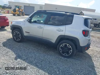 2017 Jeep Renegade Trailhawk с VIN ZACCJBCB7HPG07800, выставлен на аукционе IAAI как лот 42476538 с пробегом 125 412 миль миль и . История ставок и продаж доступна на DreamBid. Изображение 3.