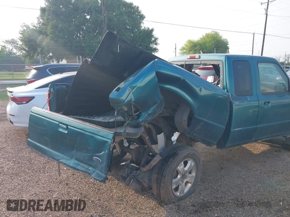 1998 Ford Ranger XL z VIN 1FTYR14U2WPB62529, wystawiony jako IAAI lot #41919612 z przebiegiem 272 097 mil mil oraz . Historia ofert i sprzedaży dostępna na DreamBid. Obrazek 6.