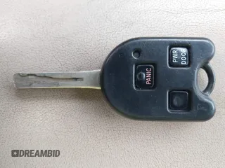2005 Lexus RX 330 z VIN 2T2HA31U55C064188, wystawiony jako IAAI lot #41806536 z przebiegiem 173 742 mil mil oraz . Historia ofert i sprzedaży dostępna na DreamBid. Obrazek 11.