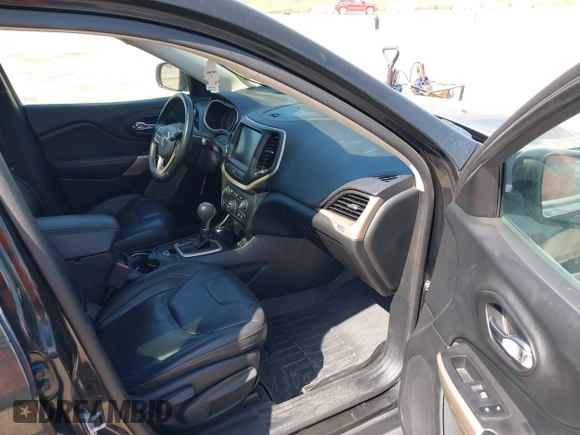 2017 Jeep Cherokee Limited with VIN 1C4PJMDS2HD239018, listed as a IAAI auction lot 42254356 with 129,673 mi miles and . Bid and sale history available at DreamBid. Image 5.