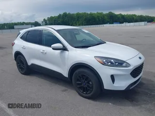2020 Ford Escape SE z VIN 1FMCU9G67LUC28084, wystawiony jako IAAI lot #42258269 z przebiegiem 35 207 mil mil oraz . Historia ofert i sprzedaży dostępna na DreamBid. Obrazek 1.