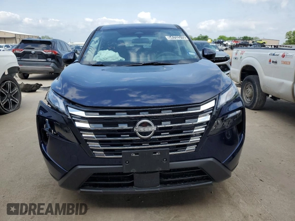 2025 Nissan Rogue SV with VIN 5N1BT3BA3SC802434, listed as a Copart auction lot 54752515 with 9,884 mi miles and Clean Title. Bid and sale history available at DreamBid. Image 5.