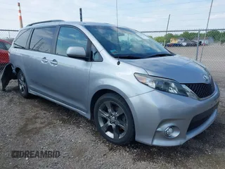 2011 Toyota Sienna SE с VIN 5TDXK3DC4BS152605, выставлен на аукционе IAAI как лот 42197758 с пробегом 202 829 миль миль и . История ставок и продаж доступна на DreamBid. Изображение 1.