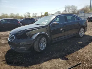 2017 Ford Taurus Limited z VIN 1FAHP2F80HG118257, wystawiony jako Copart lot #54471315 z przebiegiem 105 277 mil mil oraz Szkoda całkowita • Salvage title. Historia ofert i sprzedaży dostępna na DreamBid. Obrazek 1.
