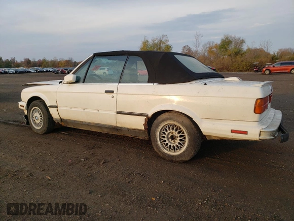 1987 BMW 3 Series z VIN WBABB230XH1941159, wystawiony jako Copart lot #78521344 z przebiegiem 118 692 mil mil oraz Czysty tytuł • Clean title. Historia ofert i sprzedaży dostępna na DreamBid. Obrazek 2.