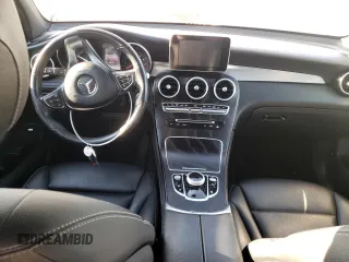 2019 Mercedes-Benz GLC with VIN WDC0G4KB1KF656137, listed as a Copart auction lot 73082562 with 35,893 mi miles. Bid and sale history available at carsss.com. Image 8.