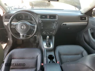 2013 Volkswagen Jetta SE with VIN 3VWDP7AJ1DM354199, listed as a Copart auction lot 61929725 with 149,739 mi miles and Salvage title. Bid and sale history available at DreamBid. Image 8.