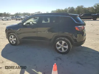 2018 Jeep Compass Latitude with VIN 3C4NJDBB4JT436606, listed as a Copart auction lot 45516035 with 33,325 mi miles and Salvage Title. Bid and sale history available at DreamBid. Image 2.