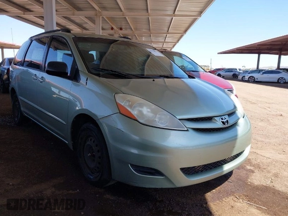 2007 Toyota Sienna CE with VIN 5TDZK23C47S058199, listed as a IAAI auction lot 41978011 with 203,941 mi miles. Bid and sale history available at carsss.com. Image 1.
