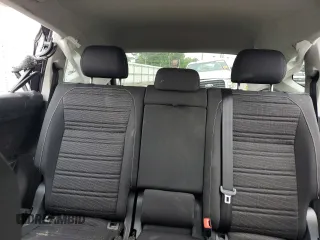 2023 Volkswagen Tiguan S z VIN 3VVRB7AX4PM043335, wystawiony jako Copart lot #59045145 z przebiegiem 31 659 mil mil oraz Szkoda całkowita • Salvage title. Historia ofert i sprzedaży dostępna na DreamBid. Obrazek 10.