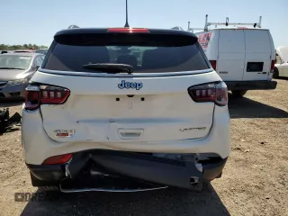 2018 Jeep Compass Limited with VIN 3C4NJDCB8JT457960, listed as a Copart auction lot 61645855 with 43,345 mi miles and Salvage title. Bid and sale history available at DreamBid. Image 6.