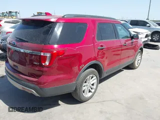 2017 Ford Explorer with VIN 1FM5K8B85HGB77093, listed as a IAAI auction lot 41845688 with 124,275 mi miles and . Bid and sale history available at DreamBid. Image 4.